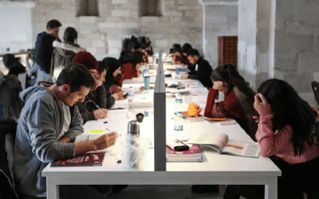 İstanbul üniversiteler erken kapanma