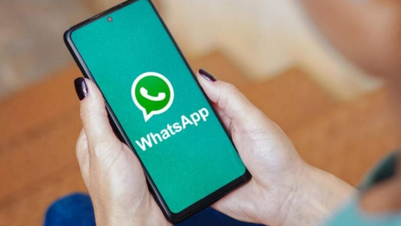 WhatsApp AI